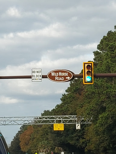 Oil Change Service «Perfection Automotive», reviews and photos, 386 Spanish Wells Rd, Hilton Head Island, SC 29926, USA