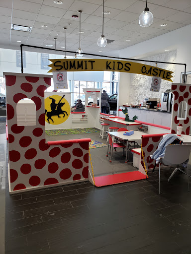 Car Dealer «Summit Place Kia», reviews and photos, 2200 Elizabeth Lake Rd, Waterford Twp, MI 48328, USA