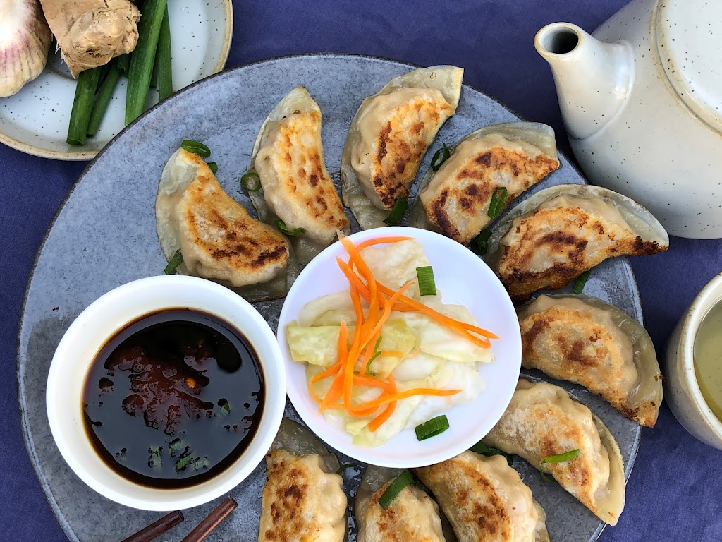 MoMo's Dumplings (Jade House) Chinese Restaurant 3737