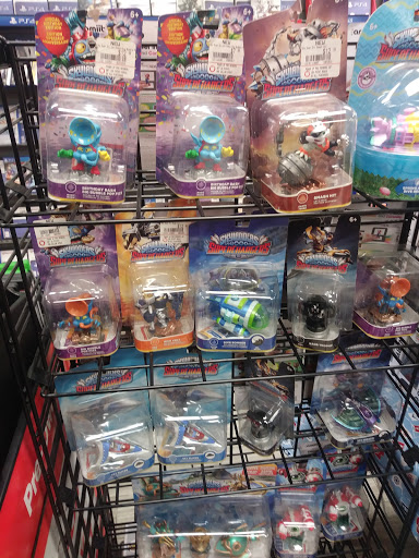 Video Game Store «GameStop», reviews and photos, 163-8 Jamaica Ave, Jamaica, NY 11432, USA