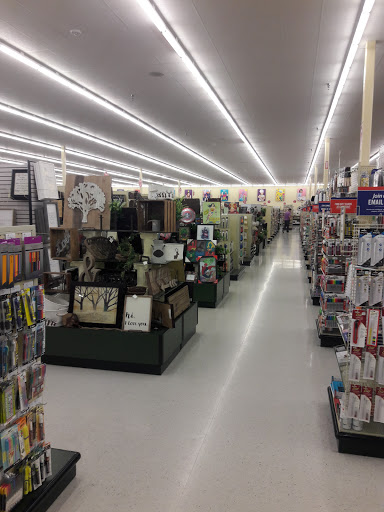 Craft Store «Hobby Lobby», reviews and photos, 275 Hutton Pl NW, Lake City, FL 32055, USA