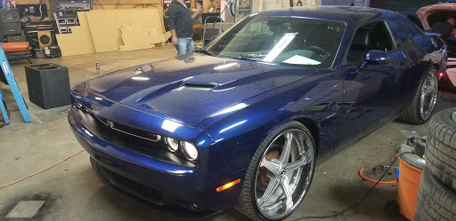 Electronics Repair Shop «Auto Electronic Specialists», reviews and photos, 2428 Nolensville Pike, Nashville, TN 37211, USA