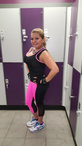 Health Club «Crunch - Richmond Hill», reviews and photos, 115-2 Jamaica Ave, Queens, NY 11418, USA