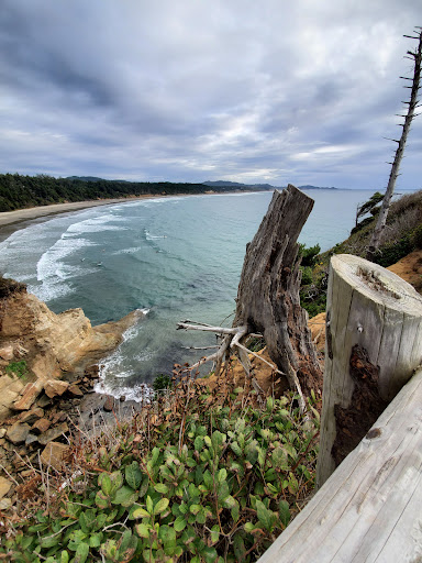 Winery «Flying Dutchman Winery», reviews and photos, 915 1st St, Otter Rock, OR 97369, USA