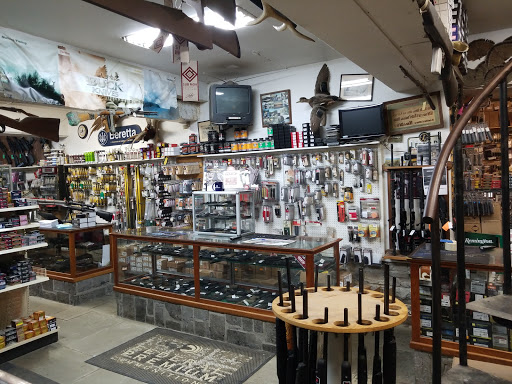 Outdoor Sports Store «Powderhorn Outdoor Sports Center», reviews and photos, 5755 Williston Rd, Williston, VT 05495, USA