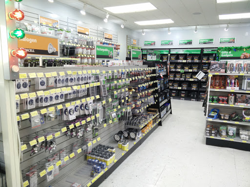 Car Battery Store «Batteries Plus Bulbs», reviews and photos, 12825 SW Canyon Rd, Beaverton, OR 97005, USA