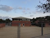 Escuela L'Olivera en Cabrils