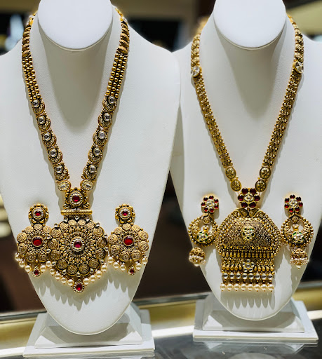 Jeweler «Khanna & Sons Jewelers», reviews and photos, 800 E Chatham St, Cary, NC 27511, USA