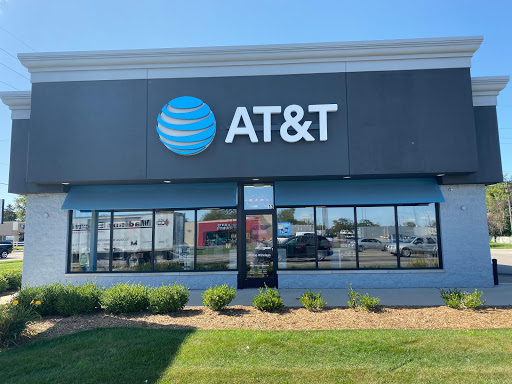 Cell Phone Store «AT&T Authorized Retailer», reviews and photos, 13 N Groesbeck Hwy, Charter Twp of Clinton, MI 48036, USA