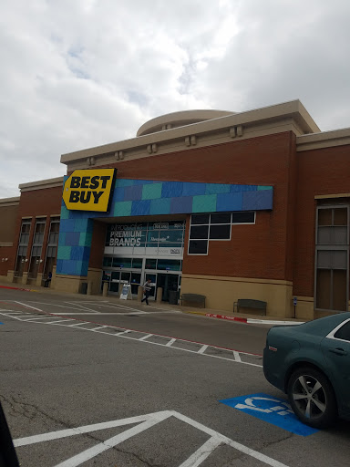 Electronics Store «Best Buy», reviews and photos, 869 N E Mall Blvd, Hurst, TX 76053, USA