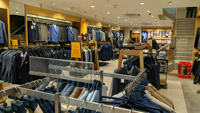 Reviews of Moss Bros. in Reading - Clothing store