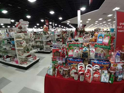 Department Store «T.J. Maxx & HomeGoods», reviews and photos, 80 S Tunnel Rd, Asheville, NC 28805, USA