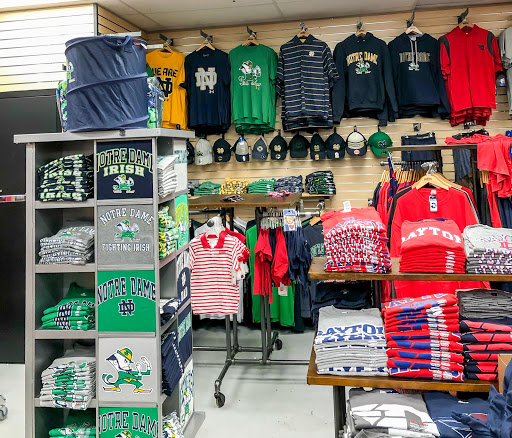 Sportswear Store «Rally House Rookwood», reviews and photos, 2705 Edmondson Rd, Cincinnati, OH 45209, USA