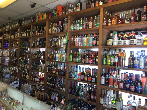 Liquor Store «Track Market & Liquor», reviews and photos, 1502 W Bell Rd, Phoenix, AZ 85023, USA