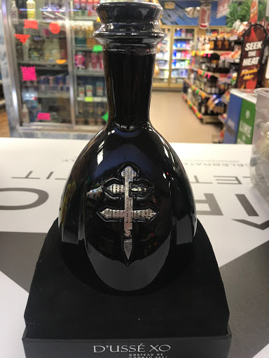 Liquor Store «Annapolis Wine & Spirits», reviews and photos, 1307 Forest Dr, Annapolis, MD 21403, USA