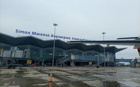 Simon Mwansa Kapwepwe International Airport image