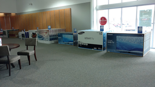 Appliance Store «hhgregg», reviews and photos, 7250 Cermak Rd, North Riverside, IL 60546, USA