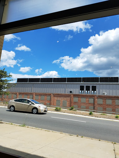 Movie Theater «Bow Tie Cinemas Movieland at Boulevard Square», reviews and photos, 1301 N Boulevard, Richmond, VA 23230, USA