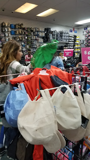 Discount Store «Fallas Discount Stores», reviews and photos, 215-223 E Fordham Rd, Bronx, NY 10458, USA