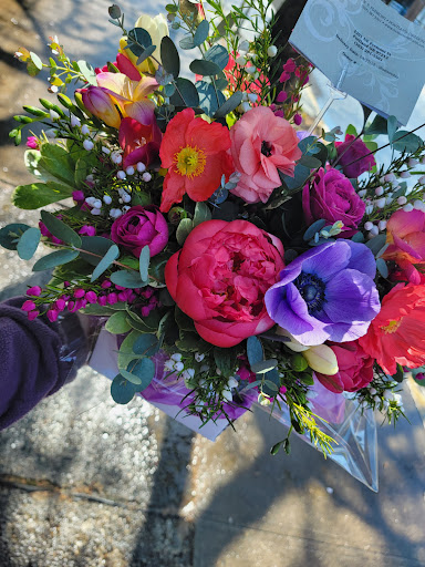 Florist «Beaumont Florist», reviews and photos, 4201 NE Fremont St, Portland, OR 97213, USA