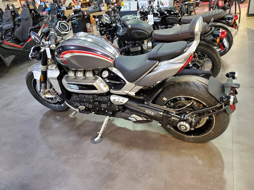 Motorcycle Dealer «Indian Motorcycle Kansas City & RideNow Powersports Kansas City», reviews and photos, 800 N Rogers Rd, Olathe, KS 66062, USA