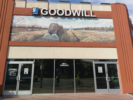 Thrift Store «Goodwill of Silicon Valley», reviews and photos, 151 E Washington Ave, Sunnyvale, CA 94086, USA
