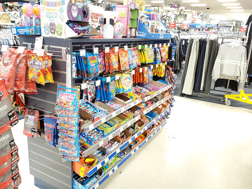 Sporting Goods Store «Big 5 Sporting Goods - Pinole», reviews and photos, 1572 Fitzgerald Dr, Pinole, CA 94564, USA