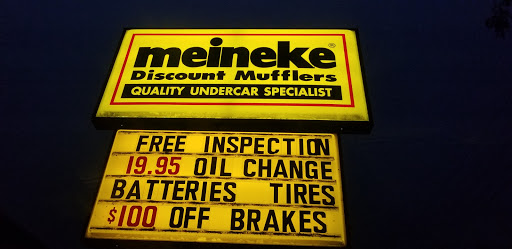 Auto Repair Shop «Meineke Car Care Center», reviews and photos, 1301 N Lake St, Aurora, IL 60506, USA