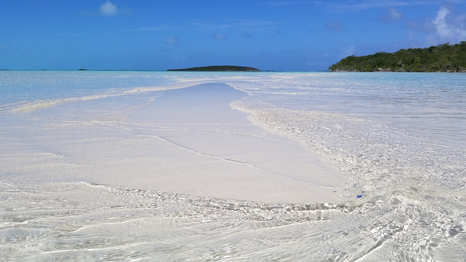 Photo of Exuma Point beach with very clean level of cleanliness