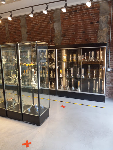 Tobacco Shop «Amsterdam Smoke and Vape Store», reviews and photos, 315 Pine Ave, Long Beach, CA 90802, USA