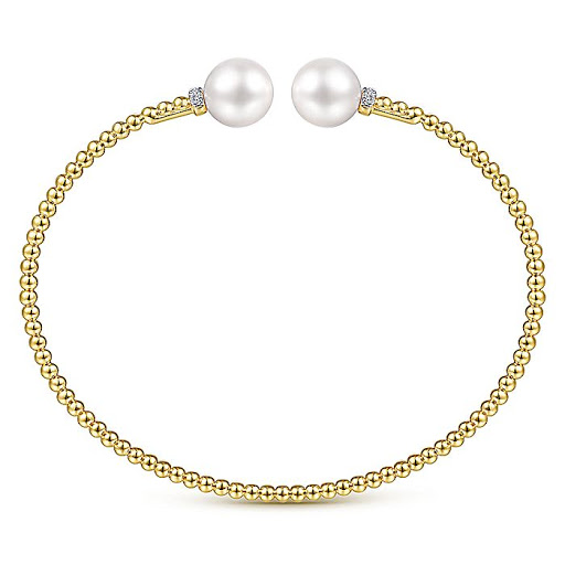 Find tattoo ideas for woman on leg for your next unique tattoo in West Hempstead at Contempo Jewelers