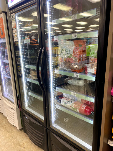 Pet Supply Store «Unleashed by Petco», reviews and photos, 520 S 23rd St, Philadelphia, PA 19146, USA