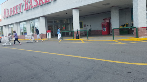 Grocery Store «Market Basket», reviews and photos, 274 Hartford Ave, Bellingham, MA 02019, USA