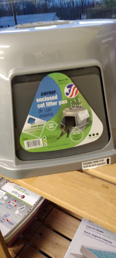 Pet Supply Store «P & D Pet Supply», reviews and photos, 79 N Mountain Blvd, Mountain Top, PA 18707, USA