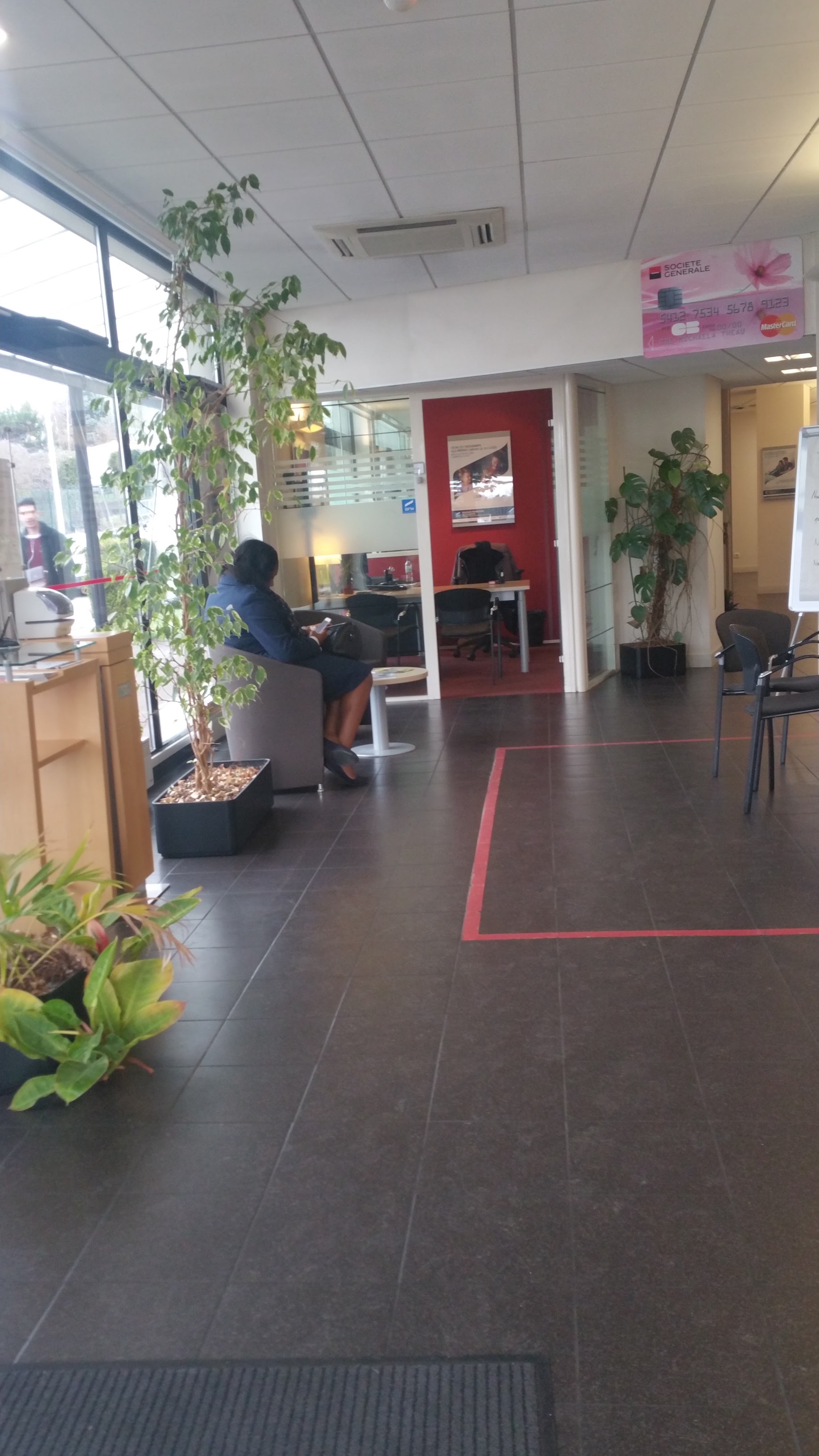 Photo n° 4 de l'avis de vargas.i fait le 24/12/2016 à 00:25