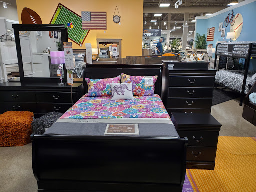 Furniture Store «Ashley Furniture HomeStore», reviews and photos, 3000 Gateway St #300, Springfield, OR 97477, USA