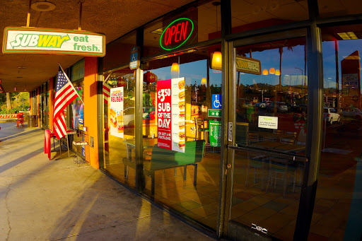 Shopping Mall «Pismo Coast Shopping Plaza», reviews and photos, 555 5 Cities Dr, Pismo Beach, CA 93449, USA