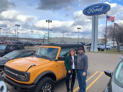 Car Dealer «Bill Brown Ford», reviews and photos, 32222 Plymouth Rd, Livonia, MI 48150, USA