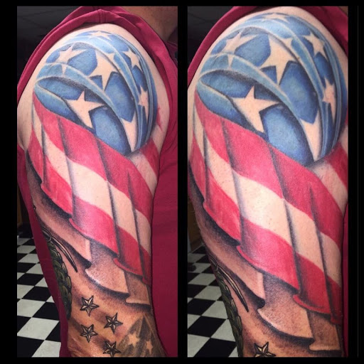 Tattoo Shop «No Guts No Glory Tattoo», reviews and photos, 1333 NW U.S. 101, Lincoln City, OR 97367, USA