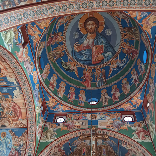 Храм „Св.Св. Онуфрий, Дамаскин и всех мучеников Габровских“ - църква