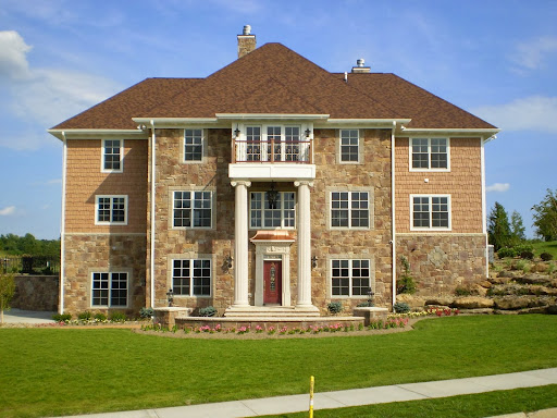 Roofing Contractor «Revere Roofing Company», reviews and photos, 739 Upper Fredericktown Rd, Mt Vernon, OH 43050, USA