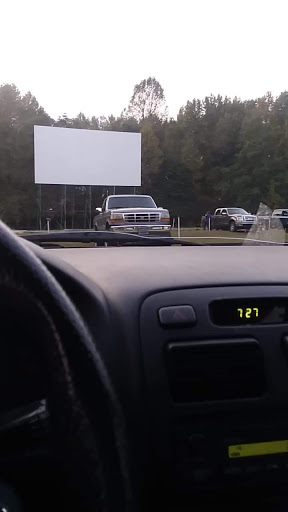 Drive-in Movie Theater «Bel-Air Drive-In Theater», reviews and photos, 337 US-421, Versailles, IN 47042, USA