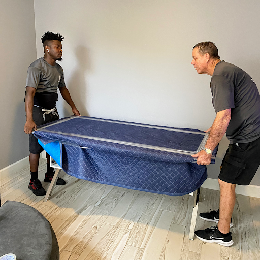 Moving and Storage Service «Two Men and a Truck», reviews and photos, 2160 N Andrews Ave, Pompano Beach, FL 33069, USA