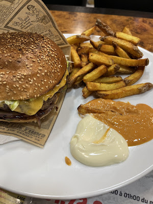 NESSMA BURGER à Paris
