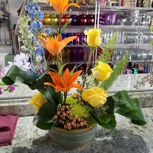 Florist «Flowers By Jennie Lynne», reviews and photos, 100 Trenton Rd, Fairless Hills, PA 19030, USA