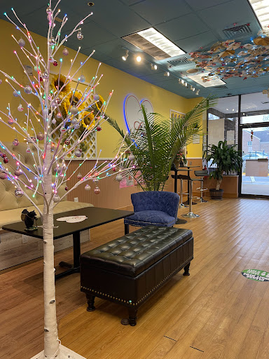 Shopping Mall «Courthouse Plaza Shopping Center», reviews and photos, 10382 Willard Way, Fairfax, VA 22030, USA