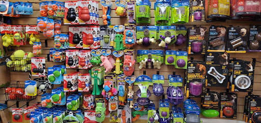 Pet Supply Store «Choppers Holistic Pet Foods», reviews and photos, 612 Regents Blvd, Fircrest, WA 98466, USA