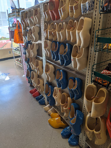 Grocery Store «Holland International Market», reviews and photos, 9835 Belmont St, Bellflower, CA 90706, USA