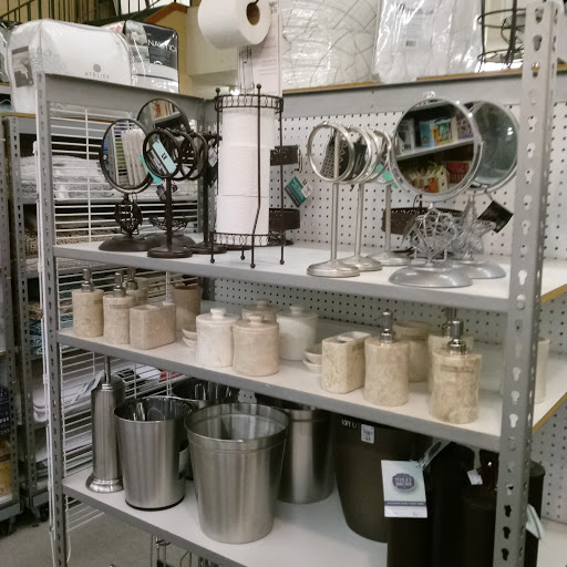 Home Goods Store «Tuesday Morning», reviews and photos, 23855 Hawthorne Blvd, Torrance, CA 90505, USA