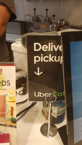 Ice Cream Shop «Carvel», reviews and photos, 477 Bellmore Ave, East Meadow, NY 11554, USA